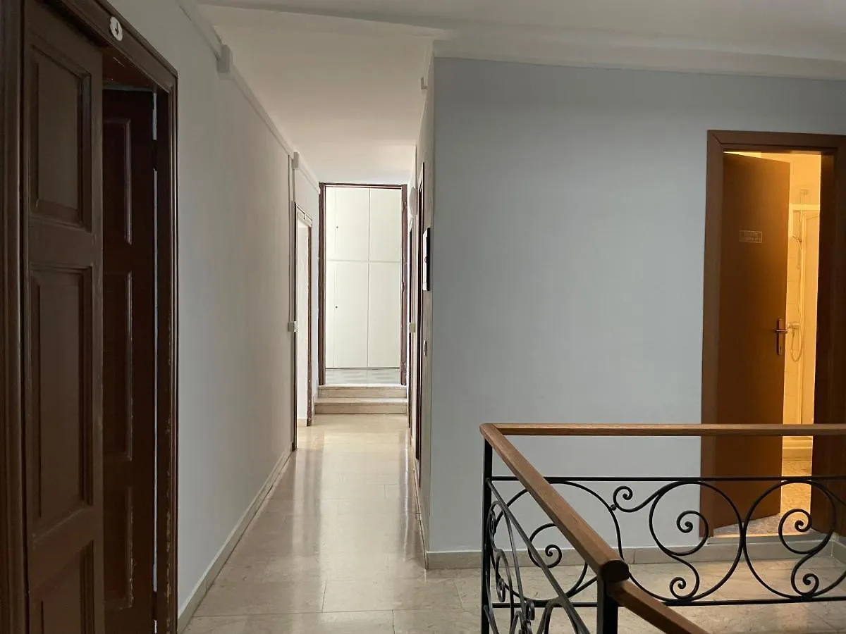 Albergo Della Torre Cernobbio 0*,  Italien